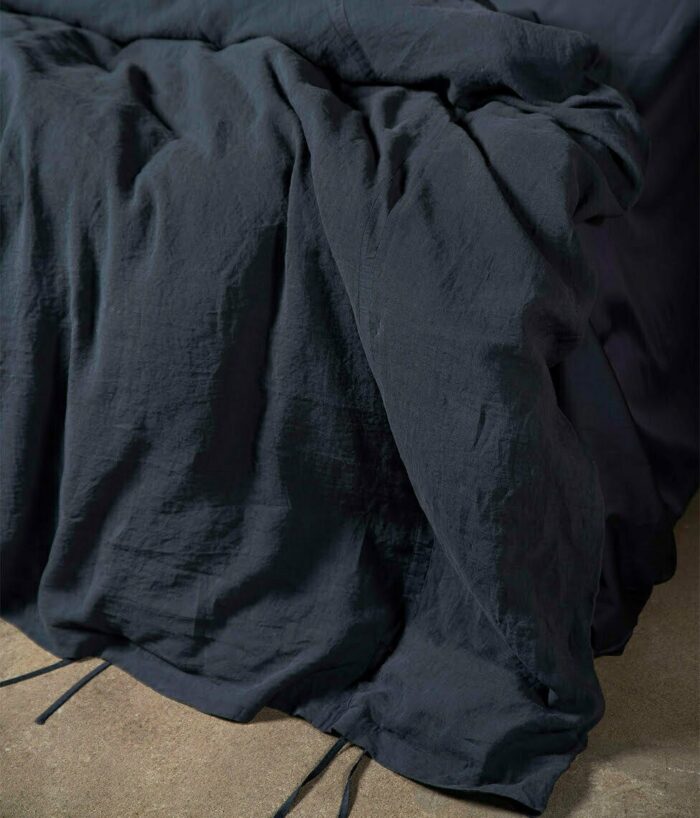 decoflux-satino-patalynes-komplektas-slapta-meile-anthracite-bed-linen-set-pillowcase